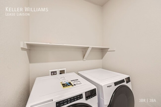 Building Photo - 477 Millwall Cir