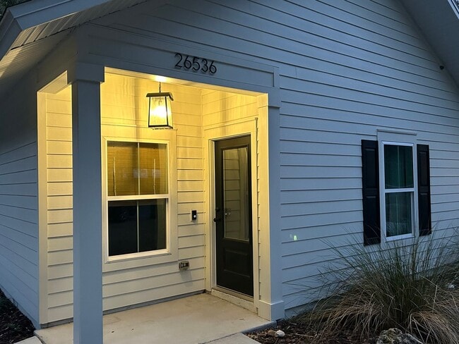 Building Photo - Beautiful Home in Newberry