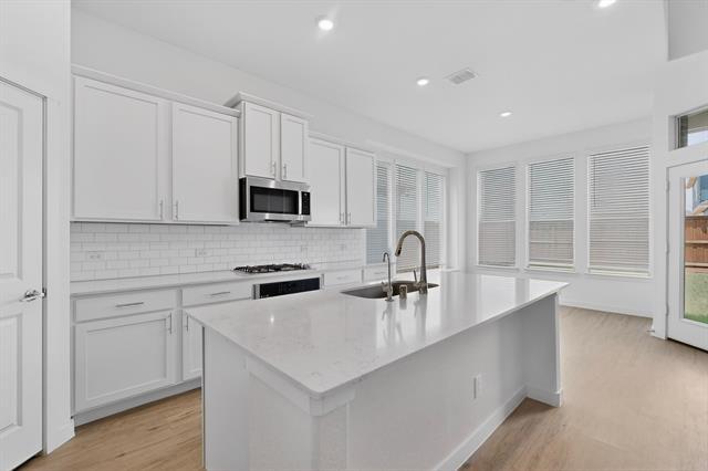 Building Photo - 212 Invermore Dr