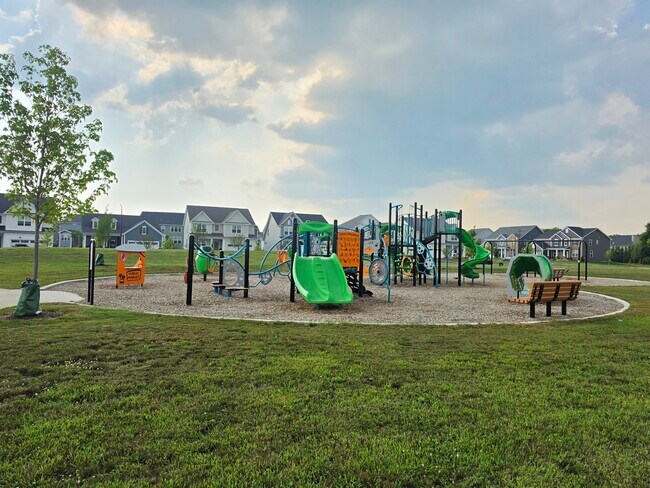 Building Photo - 2309 Horseshoe Cir