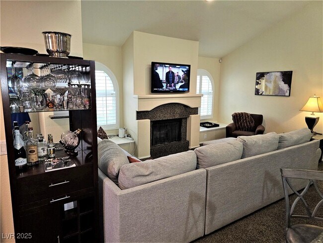 Building Photo - 3145 E Flamingo Rd