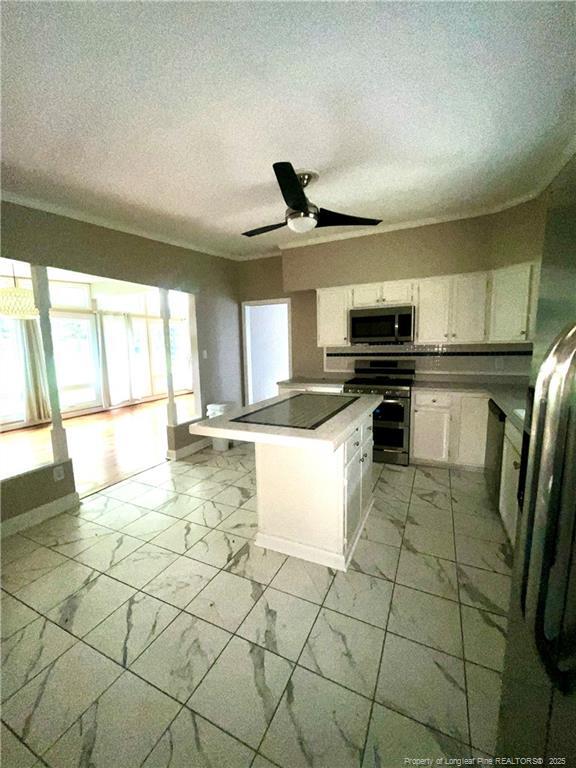 Building Photo - 3202 Cluny Dr