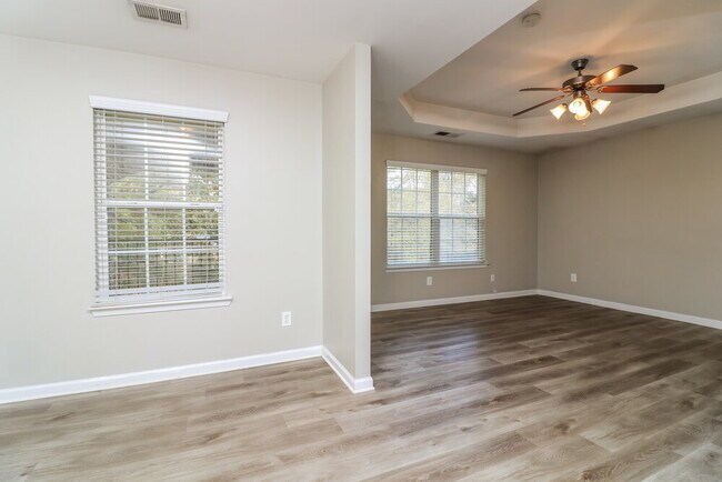 Building Photo - 25 Preserve Dr