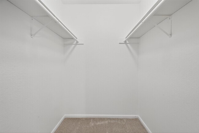 Building Photo - 3770 Lovers Wood Ln