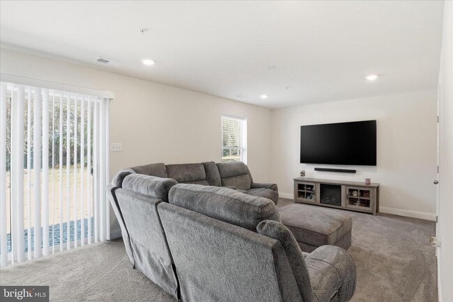 Building Photo - 16416 Fife Wy