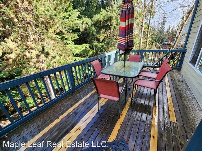 Building Photo - 5 br, 3.5 bath House - 10108 186th CT NE