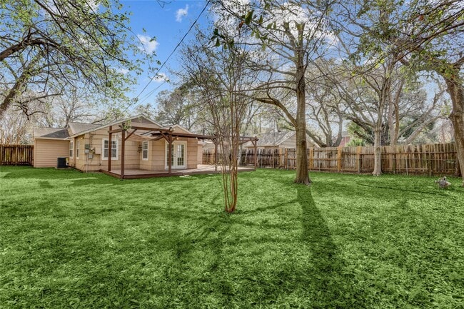 Building Photo - 4708 Mayfair St