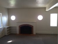 Building Photo - ONLY $1,600 PER MONTH FOR THIS SUPER CUTE, SINGLE FAMILY HOME WITH FINISHED BASEMENT - VERY CLOSE...