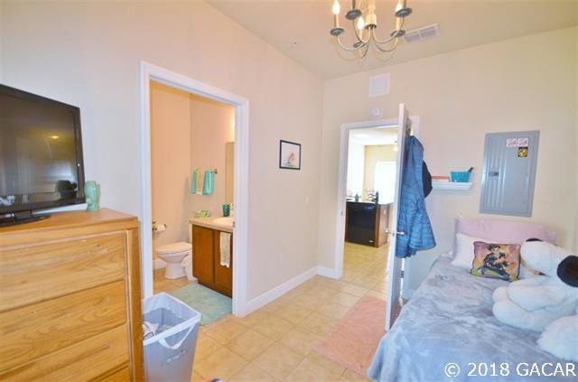 Building Photo - 2976 SW 35th Pl