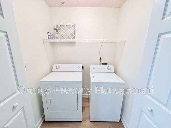 Building Photo - 201 Harts Cove Way