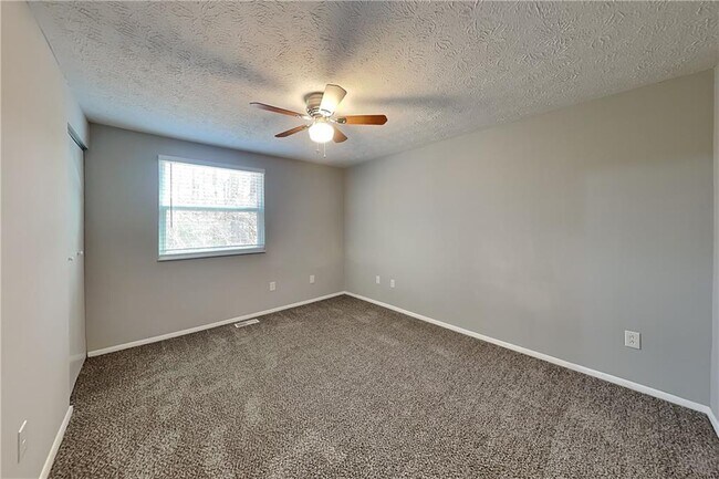 Building Photo - 455 Sheringham Ct