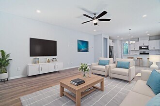 Building Photo - Modern Living in Windsor Hill