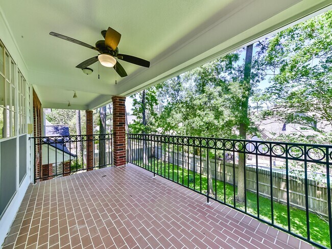 Building Photo - 166 E Capstone Cir