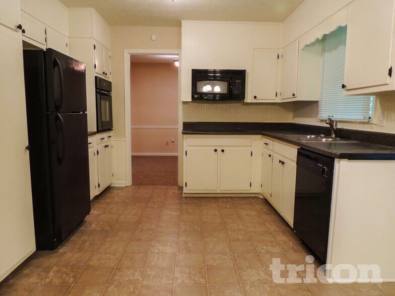 Building Photo - 1464 Yorkton Ct