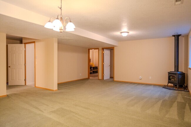 Building Photo - 217 Coho Rd