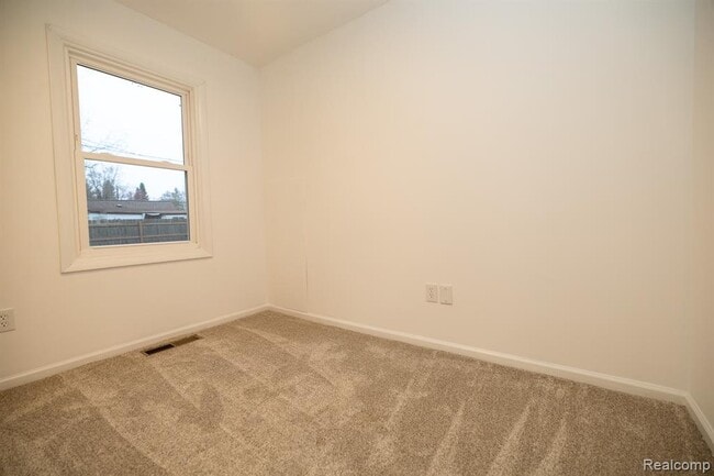 Building Photo - 9172 Millward Ave