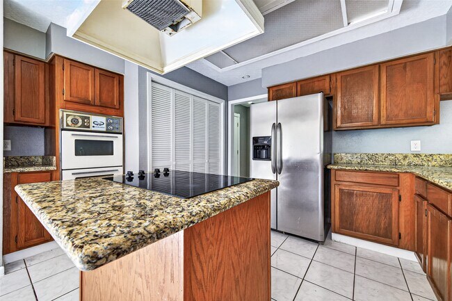 Building Photo - 4131 Baynard Dr