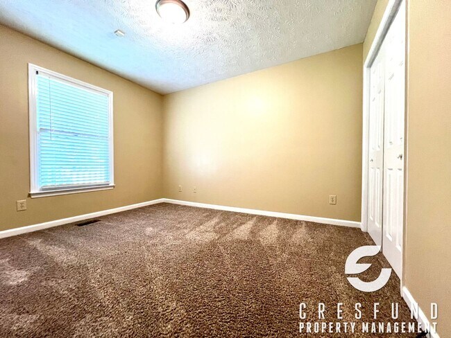 Building Photo - Waterview 3BR 2Bath Off Ramsey Street