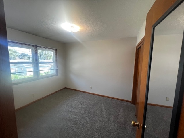 Large bedroom with two closets. - 607 Hood St