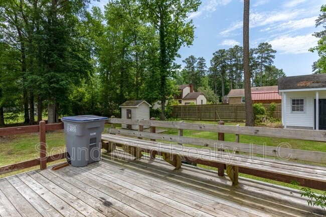 Building Photo - 1205 Opossum Trot Ln