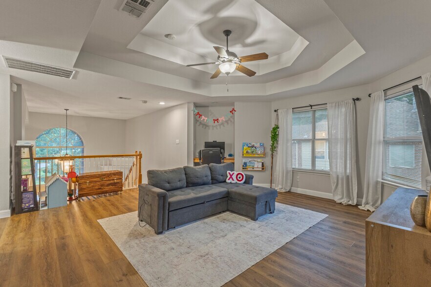 Building Photo - 7005 Stone Canyon Ct