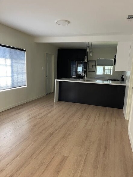 Building Photo - 4216 Sawtelle Blvd