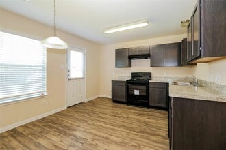 Building Photo - 21202 Normand Meadows Ln