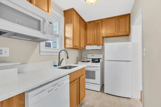 Building Photo - 5724 27th St N