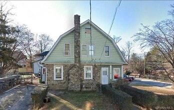 Building Photo - 2 Singer Ave