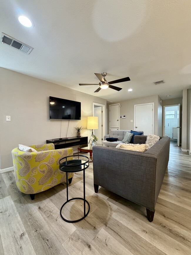 Building Photo - 514 Martin Luther King Dr