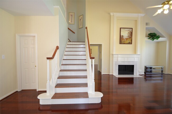 Building Photo - 1711 Emma Cove Ct