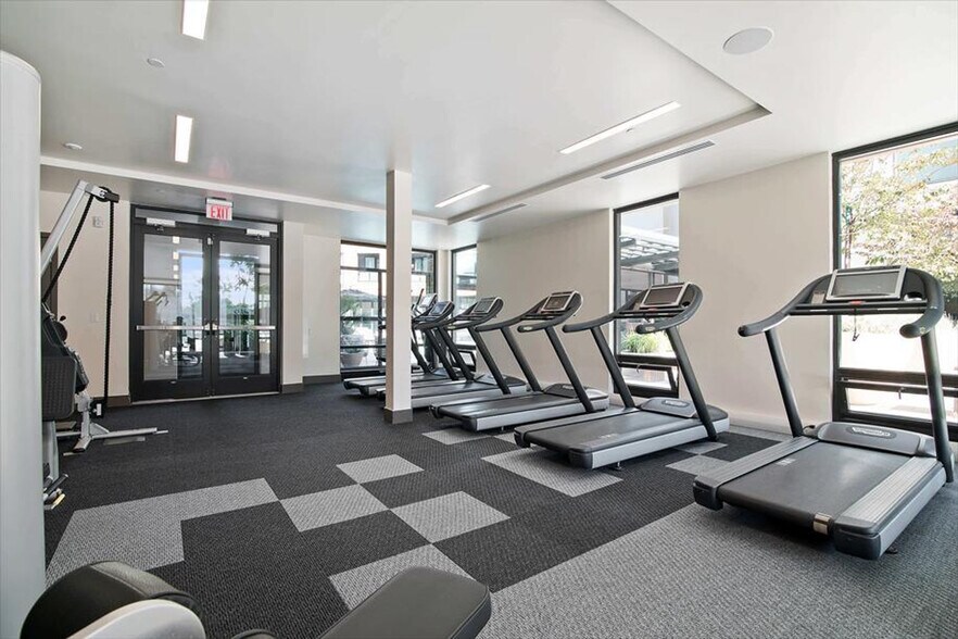 Building Photo - 1734 W El Camino Real