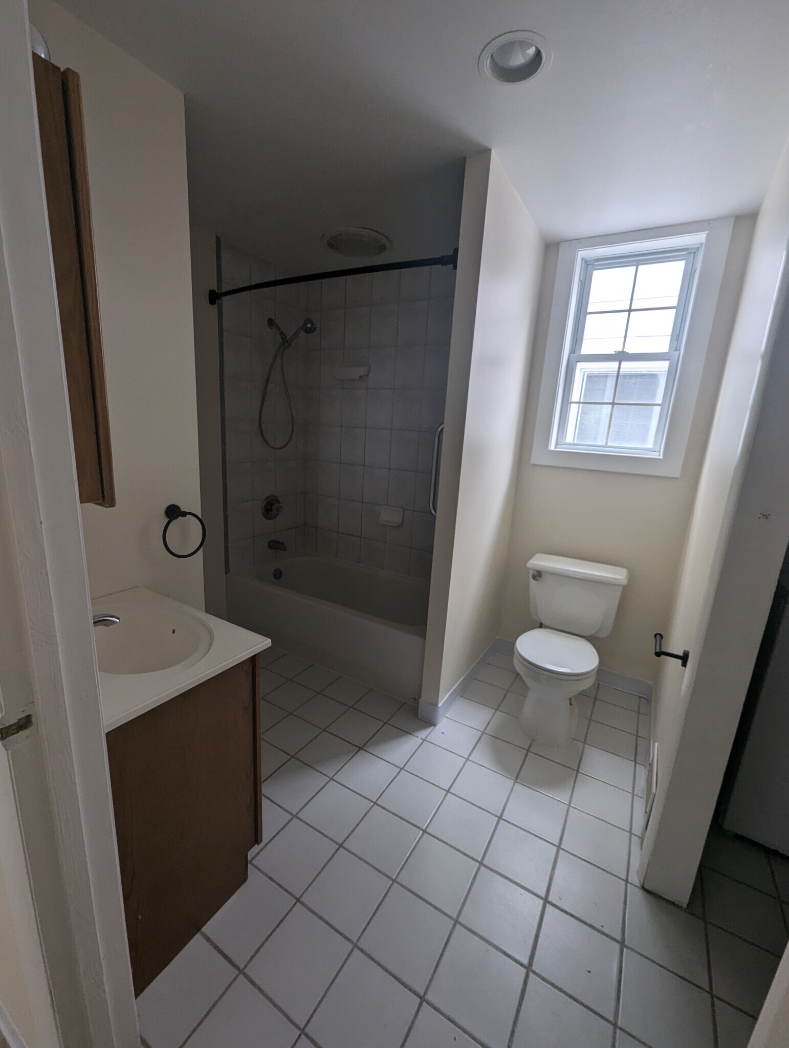 Building Photo - 96 Cass Ave