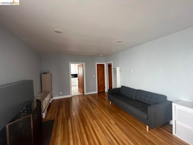 Building Photo - 2554 Virginia St