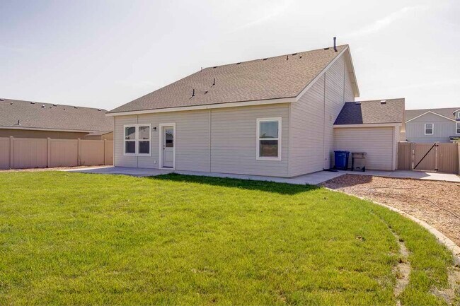 Building Photo - 11144 Maroon Bells Dr