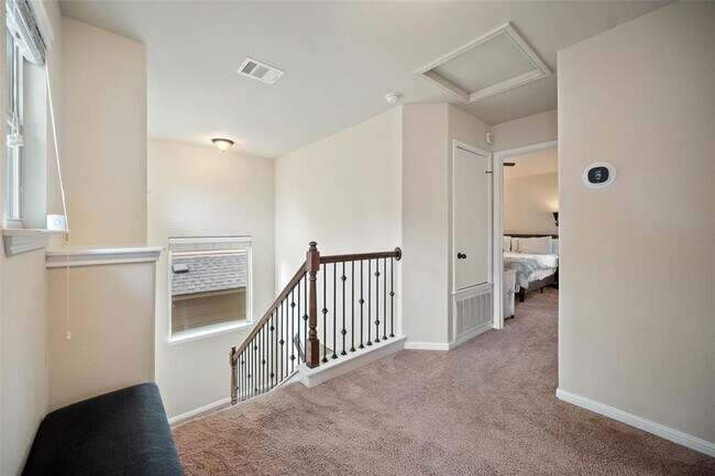 Building Photo - 10904 Vetters Ct