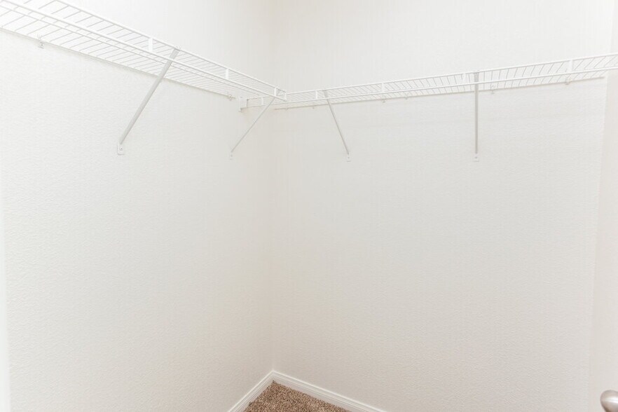 Building Photo - 6434 N Sean Creek St