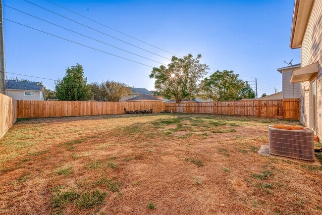 Building Photo - 19839 Rustic Lake Ln