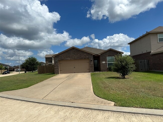 Building Photo - 22410 Iron Mill Dr