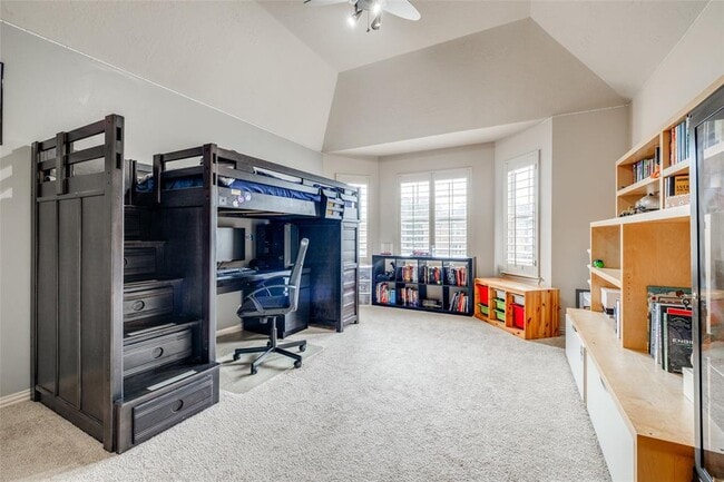 Building Photo - 13911 Royal Springs Ct