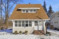 Building Photo - 1729 E 26th St