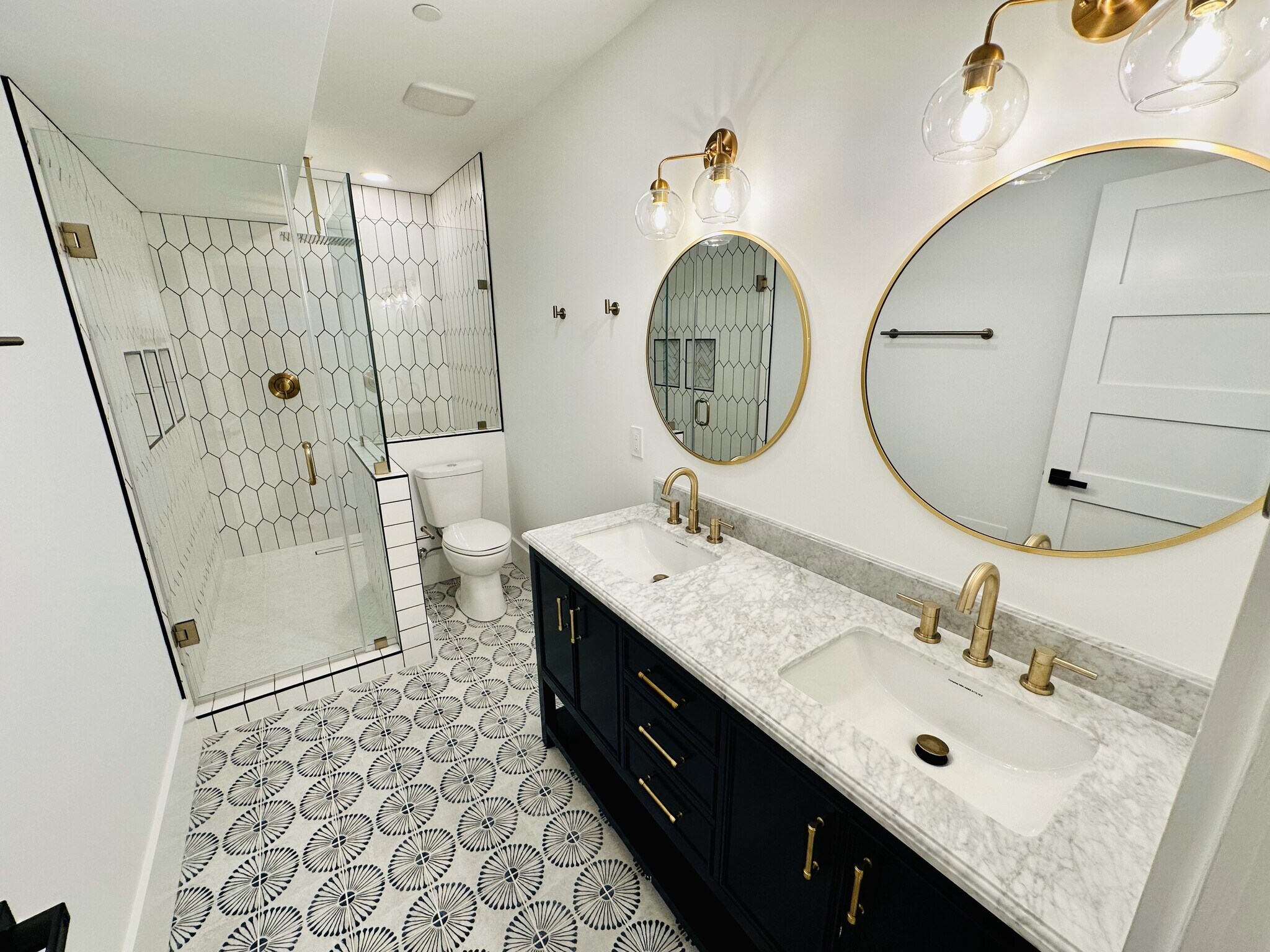 Building Photo - 1314 1/2 5th St NW