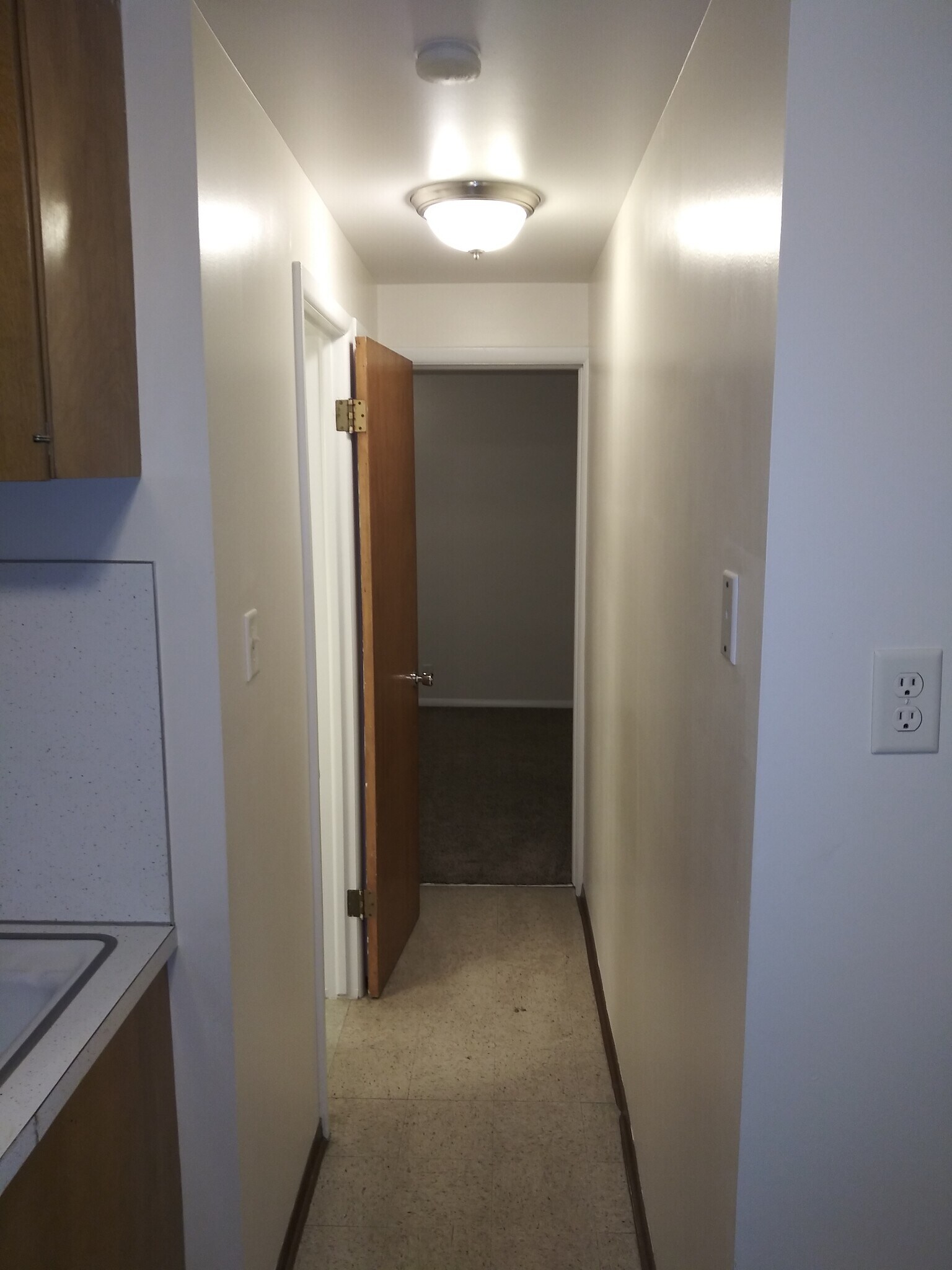 Bedroom - 56 S 600 E