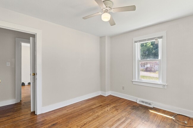 Building Photo - Updated 4-Bedroom Home in Blackstone!