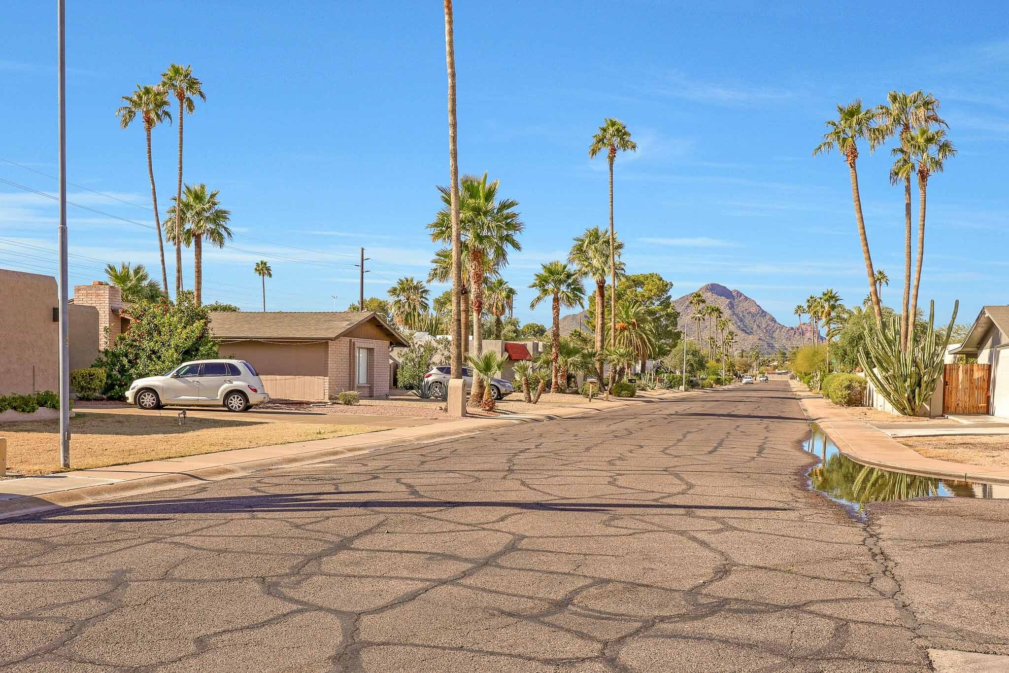 Building Photo - 7949 E Luke Ln