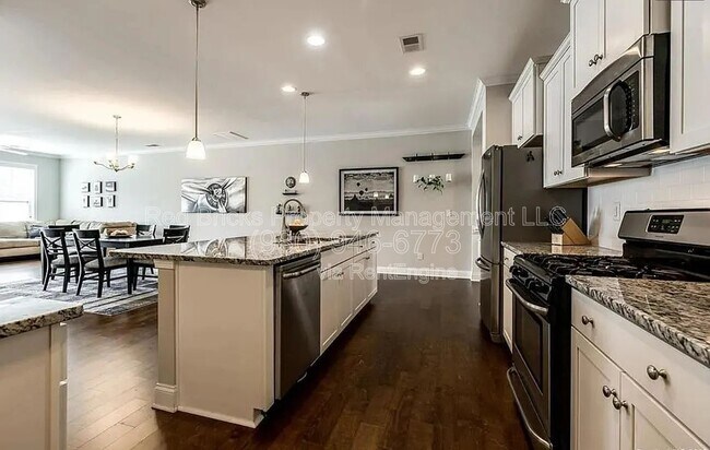 Building Photo - 1410 Bramblewood Dr