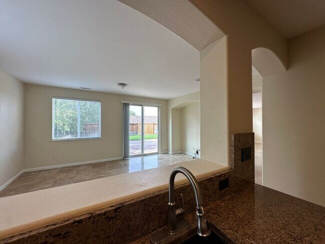 Building Photo - 11113 Messina Way