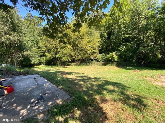 Building Photo - 311 Colby Cir