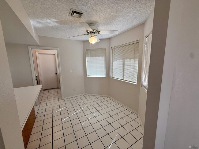 Building Photo - 11878 Calle Del Cid