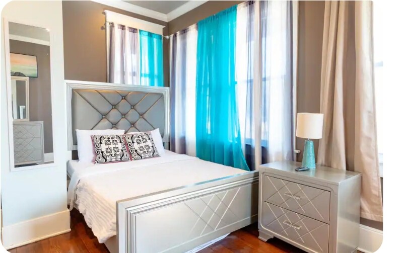 Building Photo - 431 N Holmes St